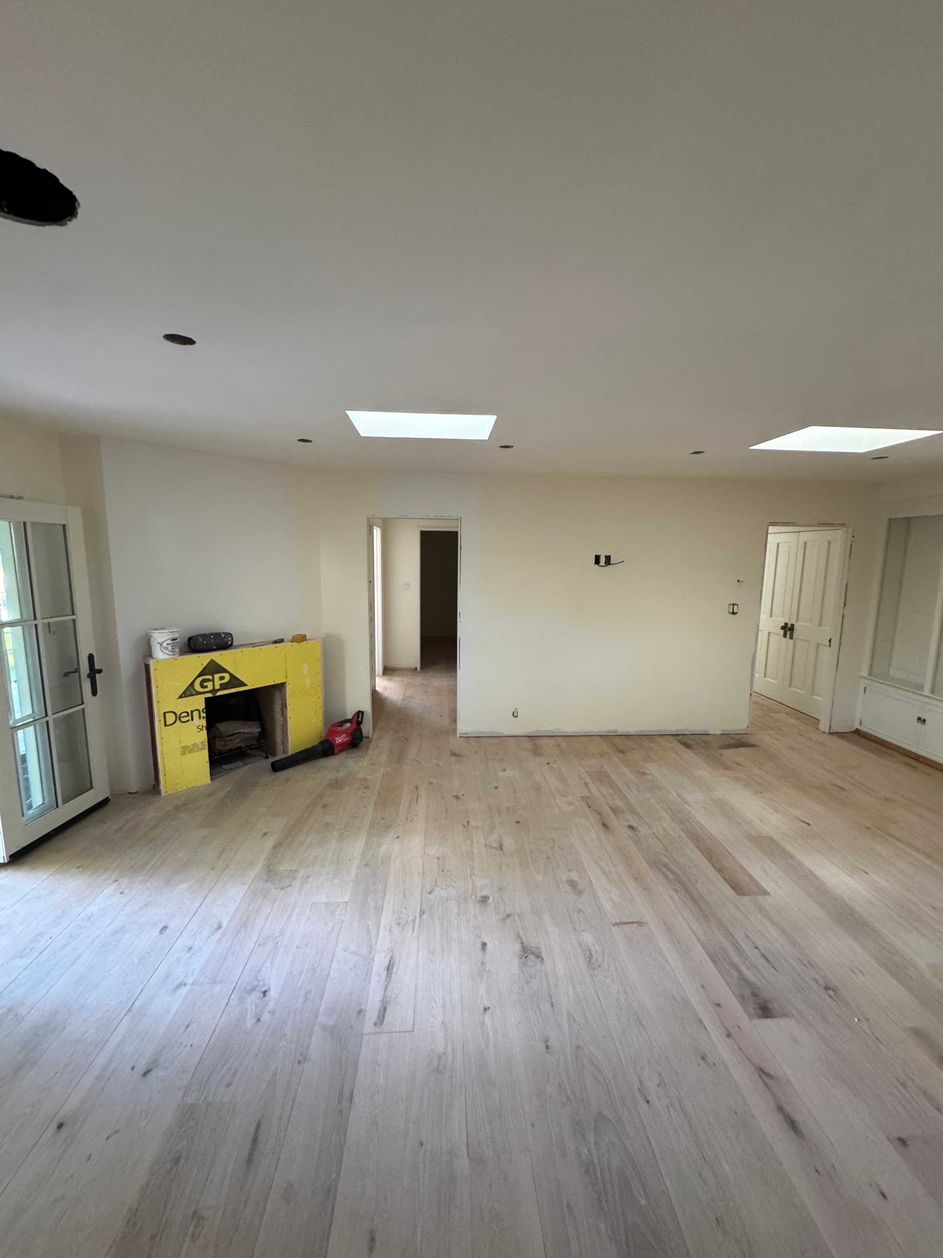 Perfect smooth finished living room